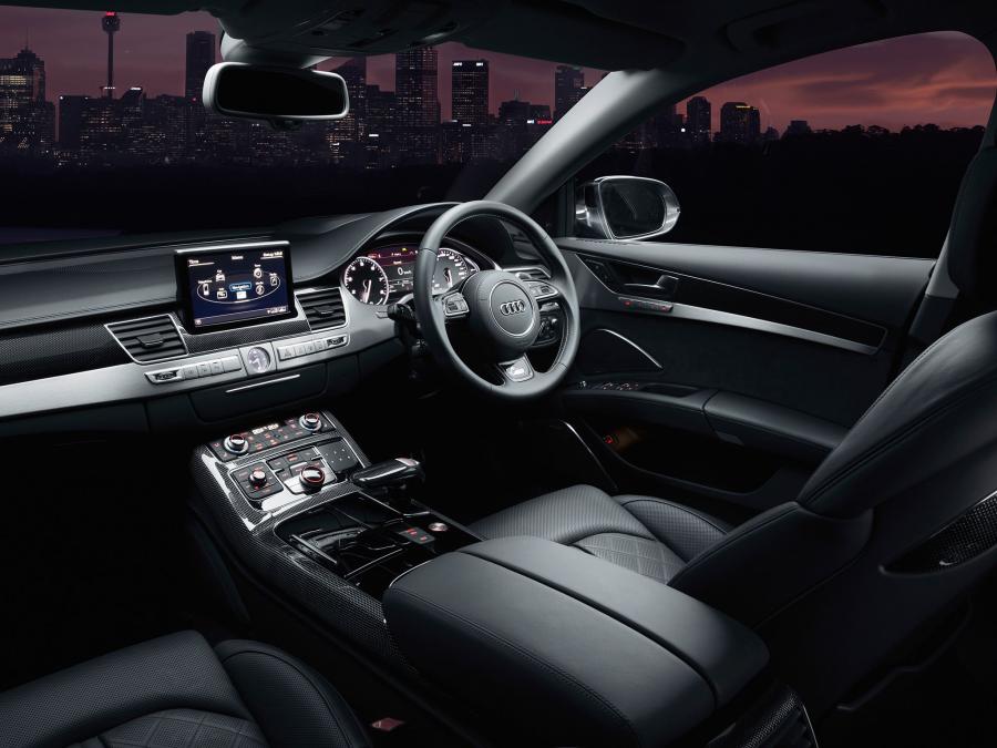 Торпедо Audi S8 (D4) 2014 года  (AU) (фото 18 из 28)